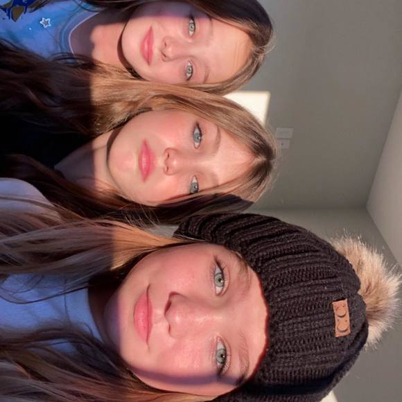 Meet your Posher, Riley - Picture 1 of 1